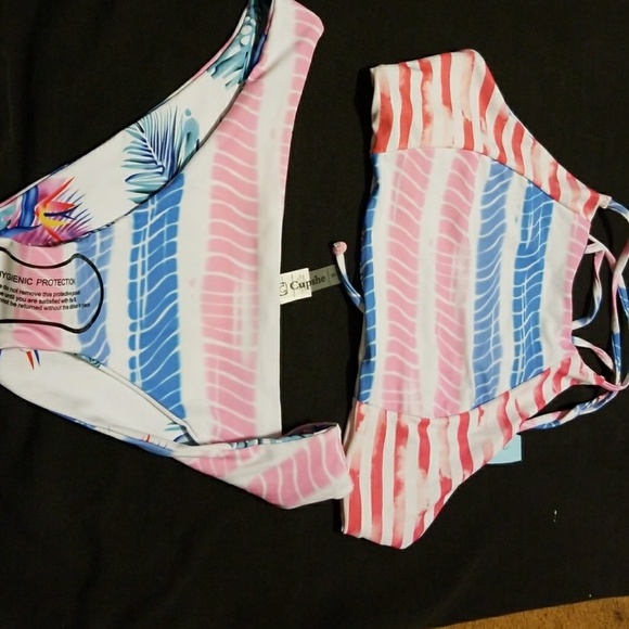 Reversible tie back halter bikini - Picture 2 of 3